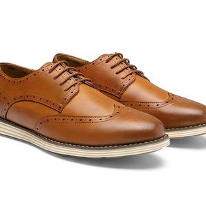 Boater men’s brown wing tip casual dress shoes NWT size 10